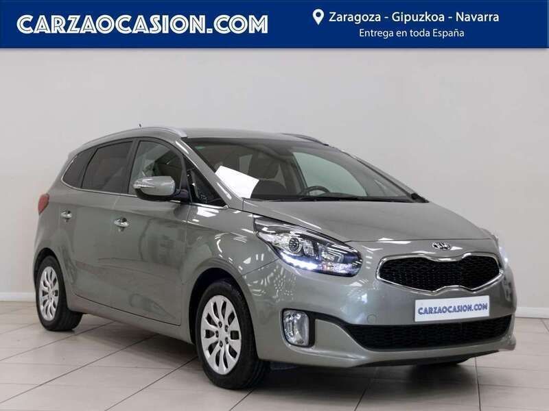 Plateado Usado 2017 Kia Carens Monovolumen | 10.900 € (Precio justo) - Imagen 1/4