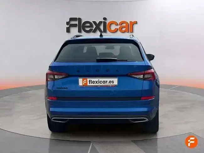 Usado Skoda Kodiaq SportLine 150 CV (110 kW) 2021 Azul SUV