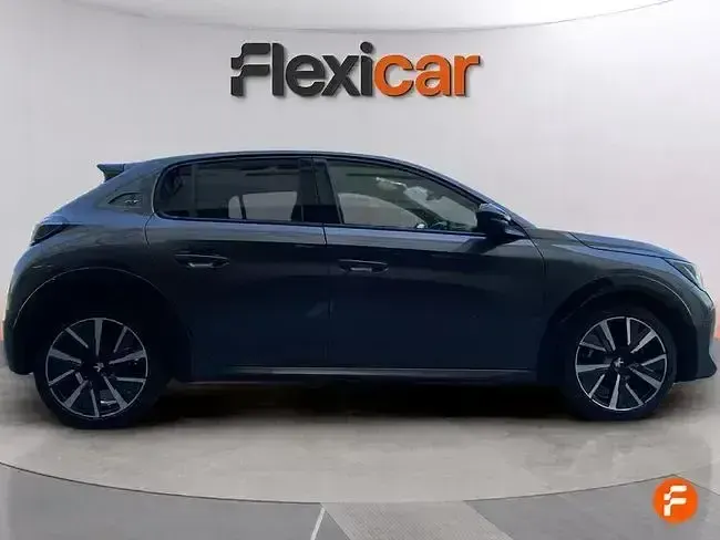 Usado Peugeot 208 GT 100 CV (73 kW) 2020 Gris Utilitario