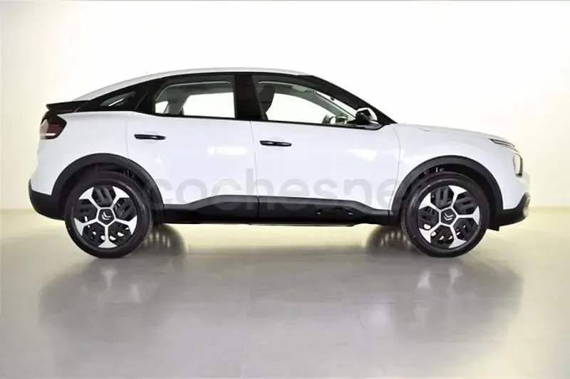 Usado Citroën C4 Feel 102 CV (75 kW) 2023 Blanco SUV