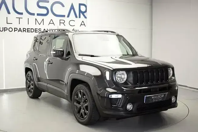 Usado Jeep Renegade Night Eagle 120 CV (88 kW) 2018 Negro SUV