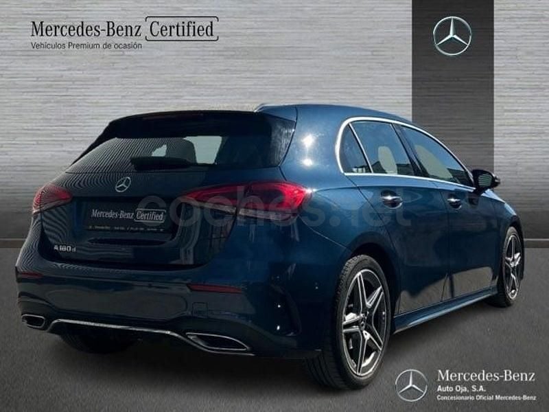 Usado Mercedes A180 116 CV (85 kW) 2021 Azul Berlina