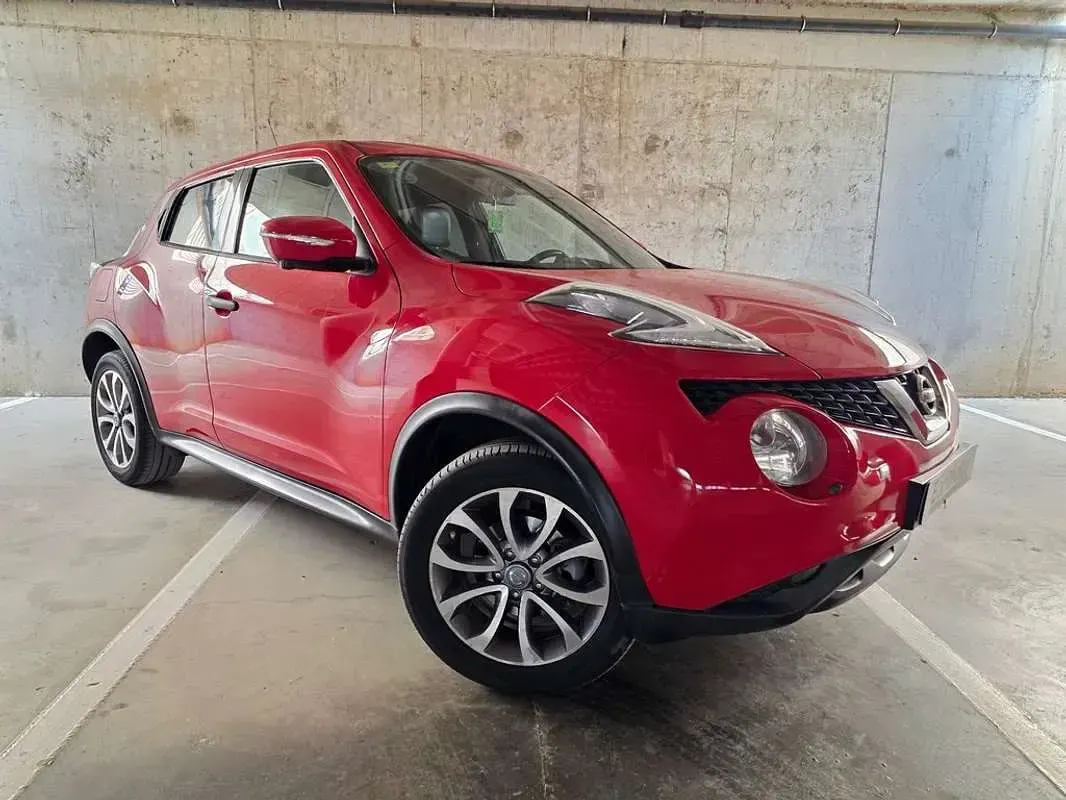 Usado Nissan Juke Tekna 110 CV (80 kW) 2015 Rojo SUV