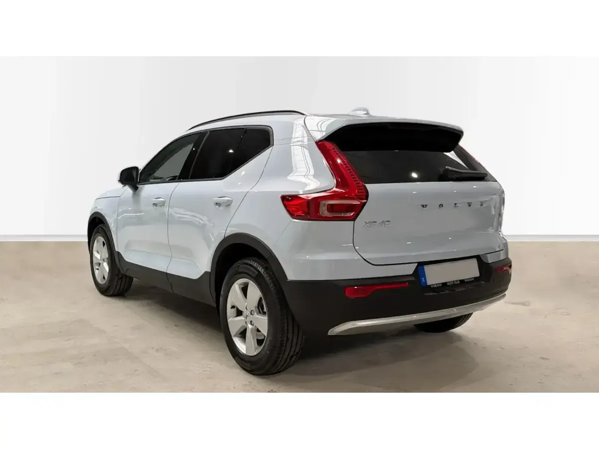 Nuevo Volvo XC40 163 CV (119 kW) 2026 Blanco SUV