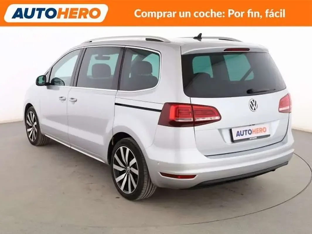 Usado VW Sharan Sport 220 CV (161 kW) 2018 Plateado Monovolumen