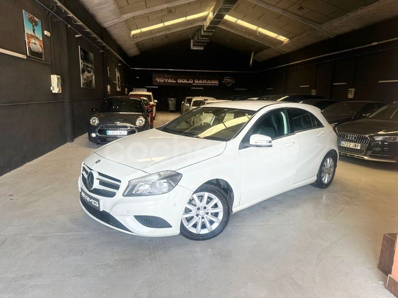 Blanco Usado 2015 Mercedes A200 Urban Berlina | 14.200 € (Precio justo) - Imagen 1/4