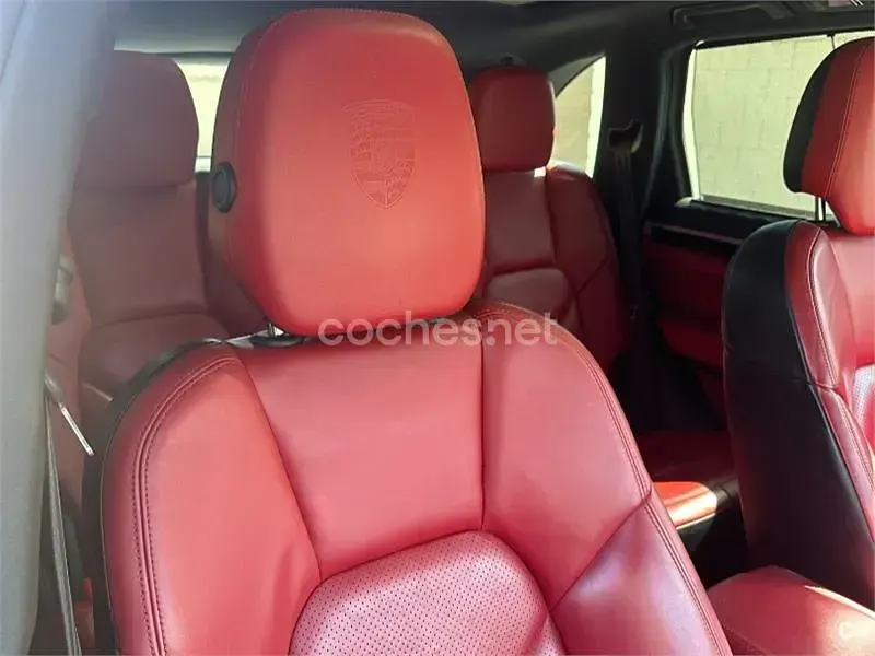 Usado Porsche Cayenne Turbo S 570 CV (419 kW) 2017 Negro SUV