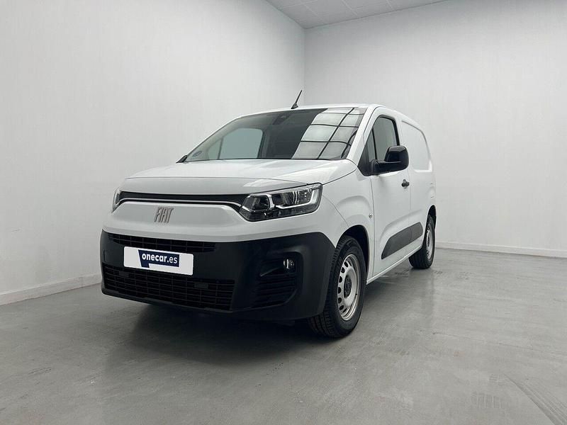 Blanco Usado 2022 Fiat Doblò Monovolumen | 14.990 € - Imagen 1/4