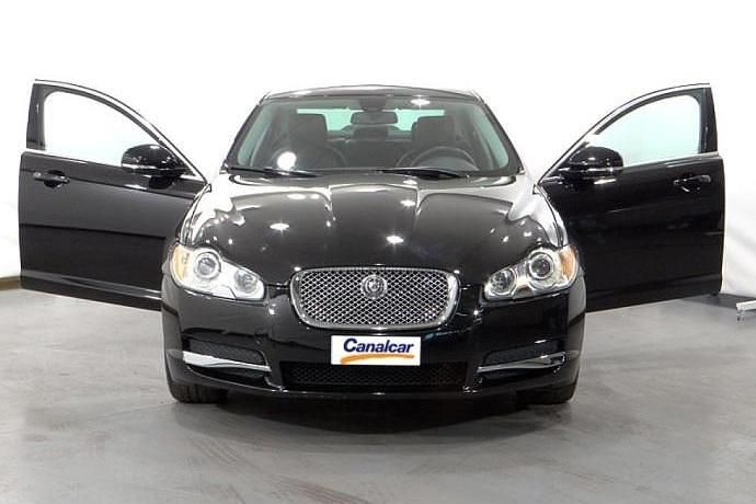 Usado Jaguar XF Premium Luxury 239 CV (175 kW) 2009 Negro Berlina
