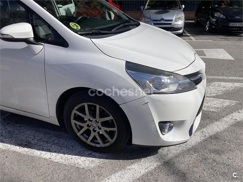 Usado Toyota Verso Advance 124 CV (91 kW) 2013 Blanco Monovolumen