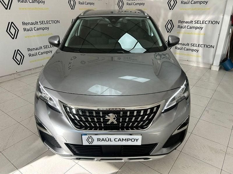 Usado Peugeot 3008 Allure 130 CV (95 kW) 2020 Gris / plata SUV