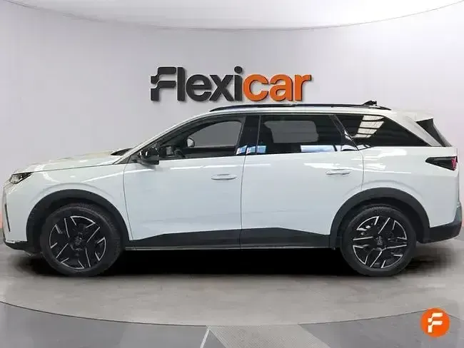 Usado Peugeot 5008 Allure 145 CV (106 kW) 2025 Blanco SUV