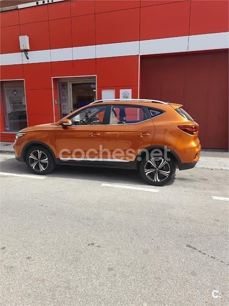 Usado MG ZS Comfort 106 CV (77 kW) 2024 Naranja SUV