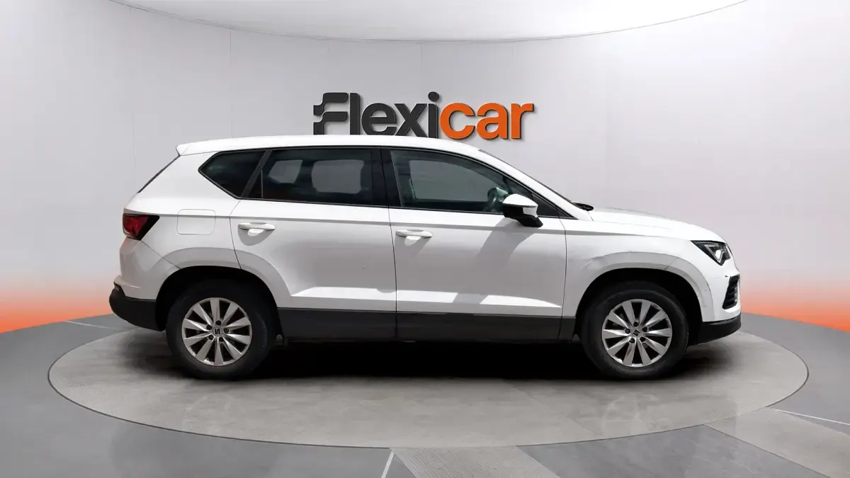 Usado Seat Ateca Reference 116 CV (85 kW) 2022 Blanco SUV