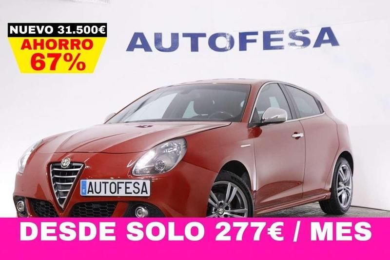 Usado Alfa Romeo Giulietta Distinctive 120 CV (88 kW) 2016 Rojo Utilitario