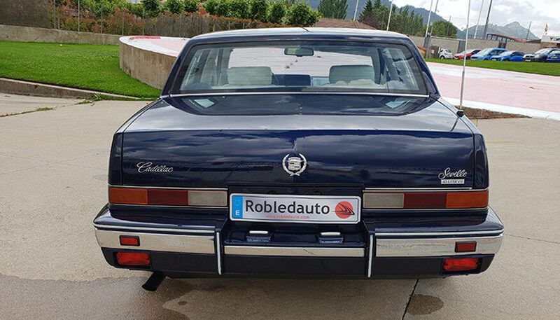 Usado Cadillac Seville 158 CV (116 kW) 1990 Azul Berlina