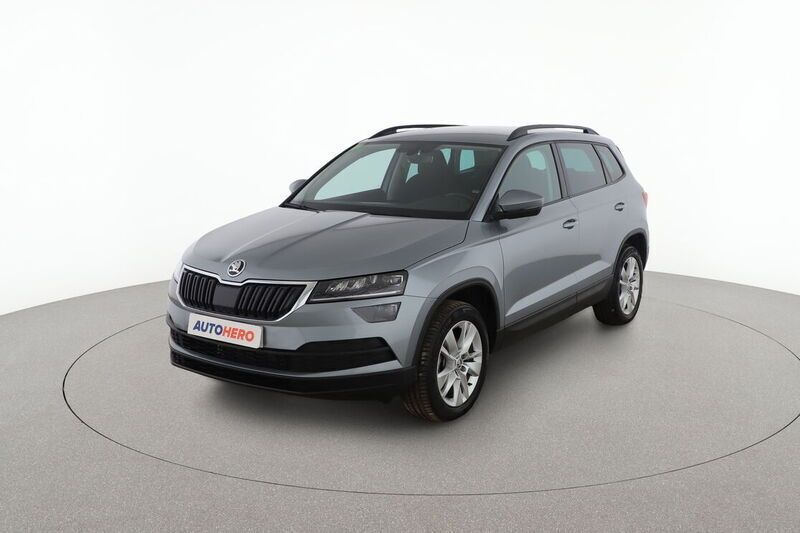 Gris Usado 2019 Skoda Karoq Ambition SUV | 20.099 € (Super precio) - Imagen 1/4