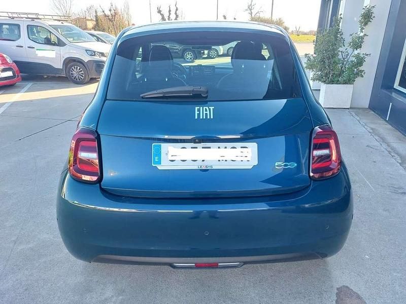 Usado Fiat 500e 86 kW (118 CV) 2024 Verde Utilitario
