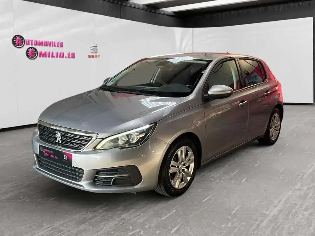 Usado Peugeot 308 Active 120 CV (88 kW) 2017 Gris Utilitario