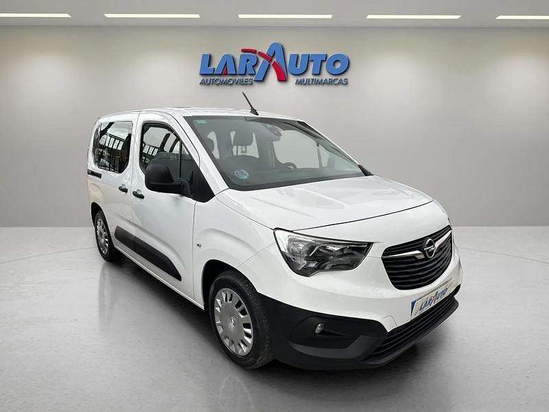 Usado Opel Combo Life Expression 100 CV (73 kW) 2019 Blanco Van