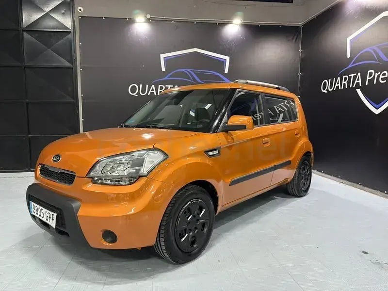 Usado Kia Soul 124 CV (91 kW) 2009 Naranja SUV