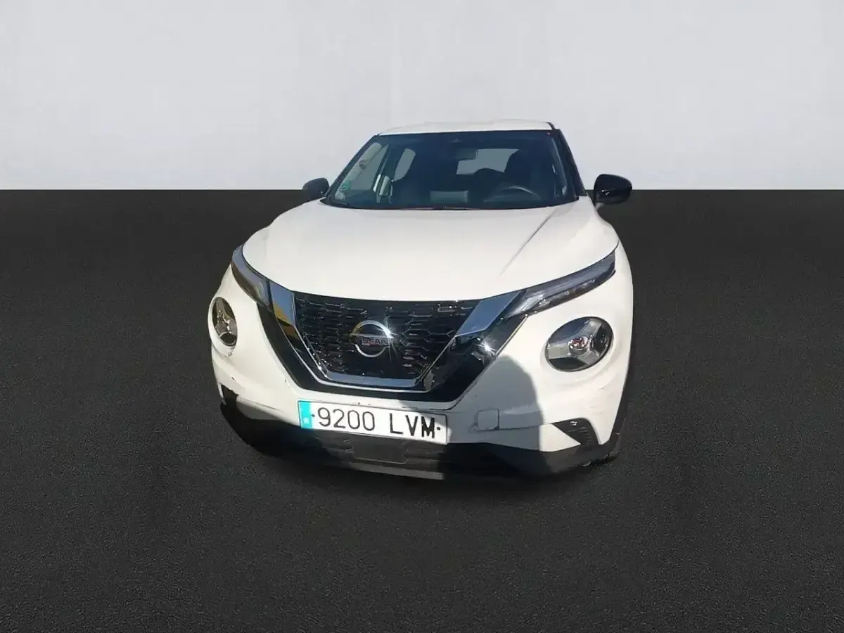 Usado Nissan Juke Acenta 114 HP (83 kW) 2021 Branco SUV