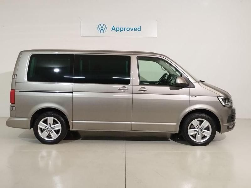 Usado VW Multivan Trendline 150 CV (110 kW) 2016 Beige Van