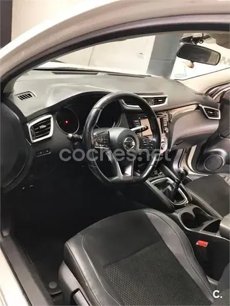 Usado Nissan Qashqai Acenta 140 CV (102 kW) 2020 Blanco SUV