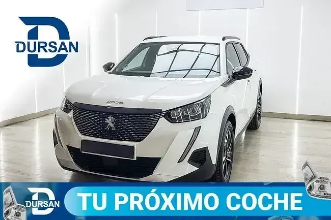 Usado Peugeot 2008 Allure 100 CV (73 kW) 2023 Blanco SUV