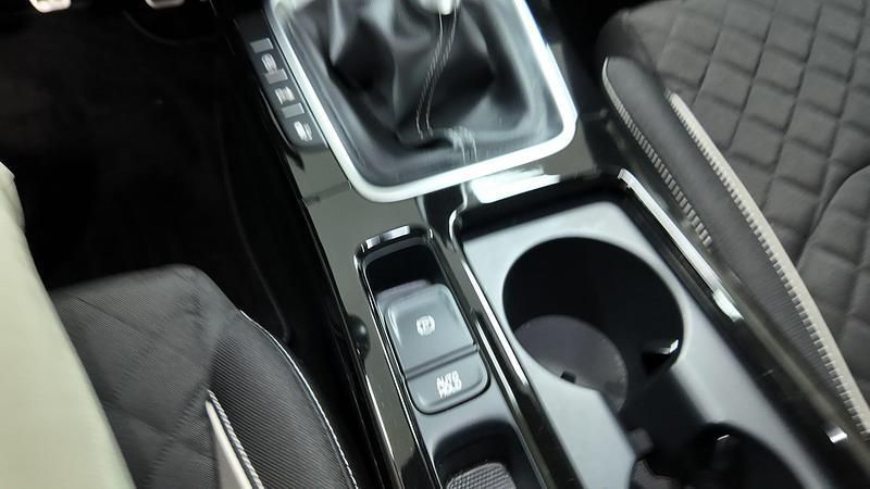 Blanco Usado 2019 Kia Ceed GT GT-Line Familiar | 19.990 € (Un poco caro) - Imagen 1/4