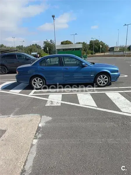 Usado Jaguar X-type Classic 155 CV (114 kW) 2005 Azul Berlina