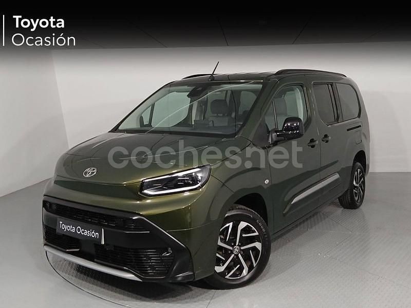Verde Usado 2024 Toyota Proace Verso Active Familiar | 31.500 € - Imagen 1/4