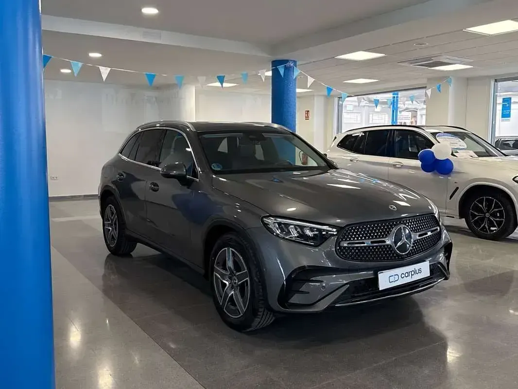 Usado Mercedes GLC250 204 CV (150 kW) 2023 Gris SUV