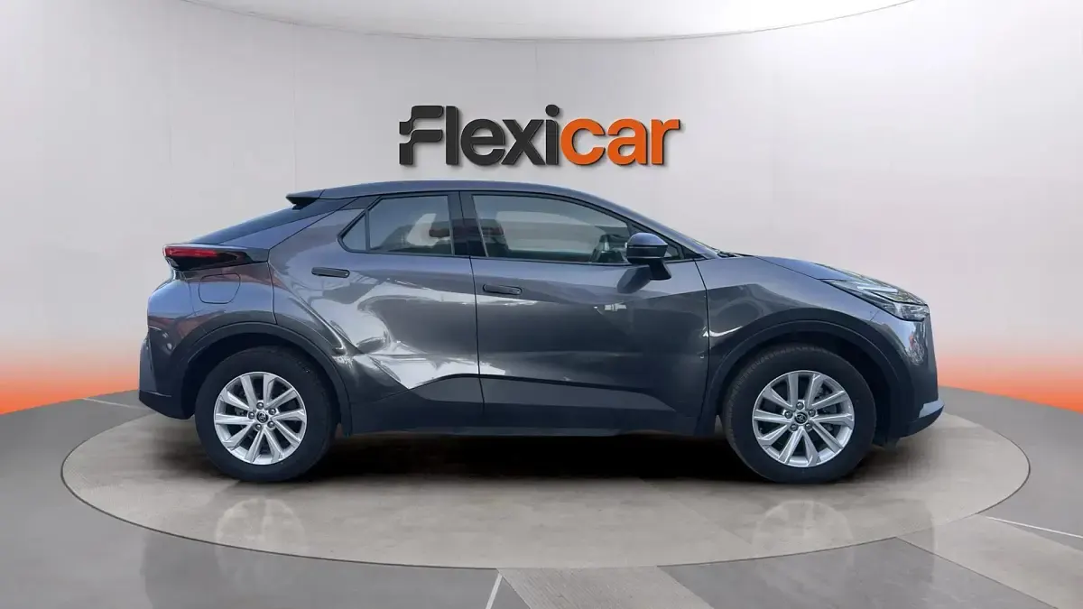 Usado Toyota C-HR Advance 184 CV (135 kW) 2025 Gris SUV