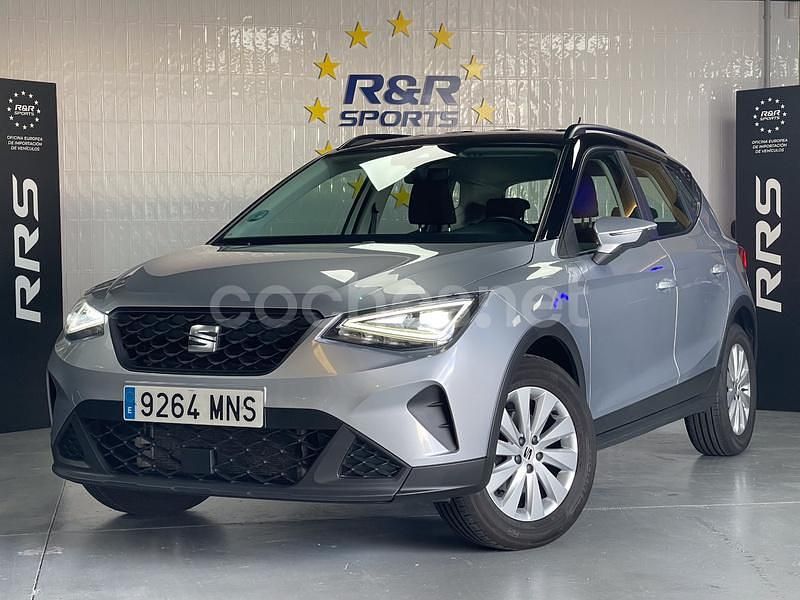 Gris / plata Usado 2024 Seat Arona Style SUV | 17.990 € (Precio justo) - Imagen 1/4