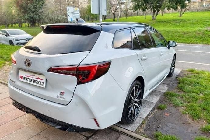 Nuevo Toyota Corolla Sport 196 CV (144 kW) 2025
