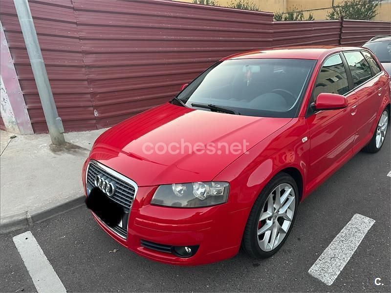 Usado Audi A3 Attraction 140 CV (102 kW) 2008 Rojo Berlina