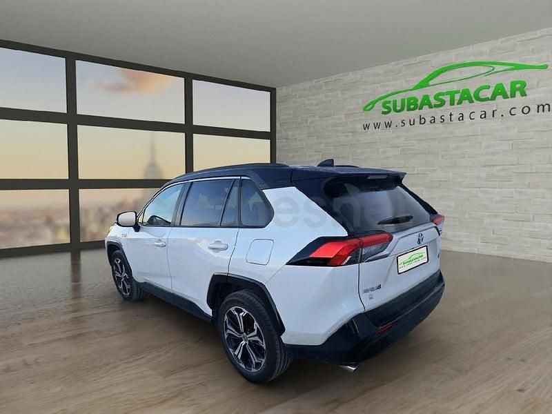 Usado Toyota RAV4 Hybrid Plus 306 CV (225 kW) 2022 Blanco SUV