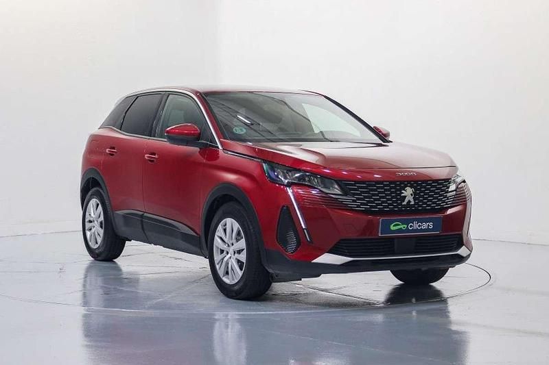 Usado Peugeot 3008 Active 131 CV (96 kW) 2021 Rojo SUV
