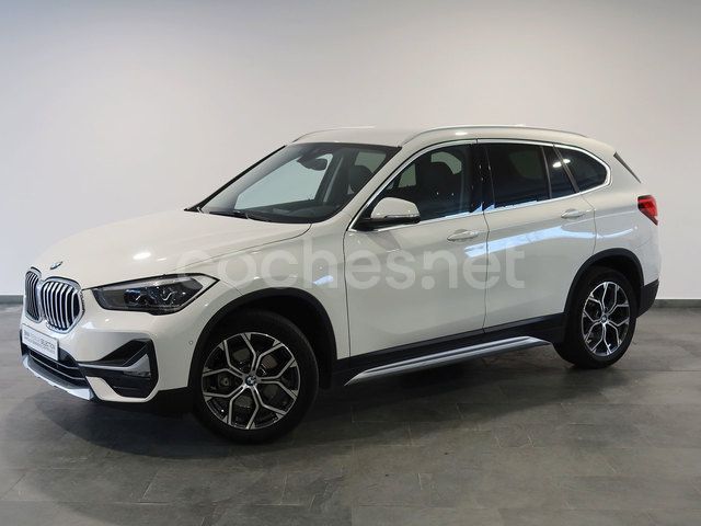 Blanco Usado 2021 BMW X1 Executive SUV | 28.750 € (Un poco caro) - Imagen 1/4