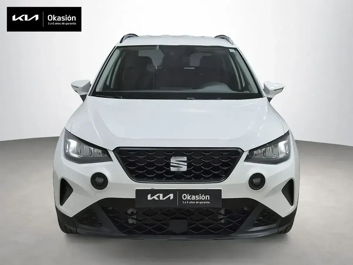 Usado Seat Arona Reference 95 CV (69 kW) 2023 Blanco SUV
