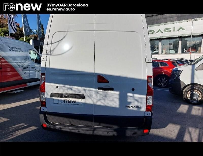 Usado Renault Master 135 CV (99 kW) 2024 Blanco Monovolumen