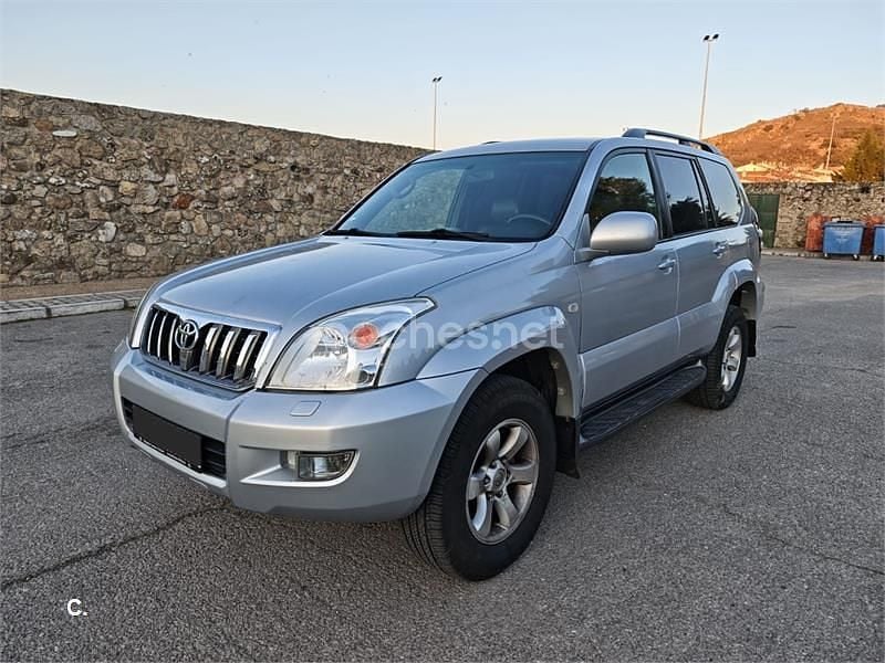 Usado Toyota Land Cruiser 173 CV (127 kW) 2008 Gris / plata SUV