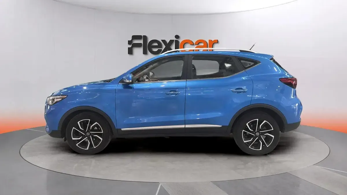 Usado MG ZS Luxury 111 CV (81 kW) 2022 Azul SUV