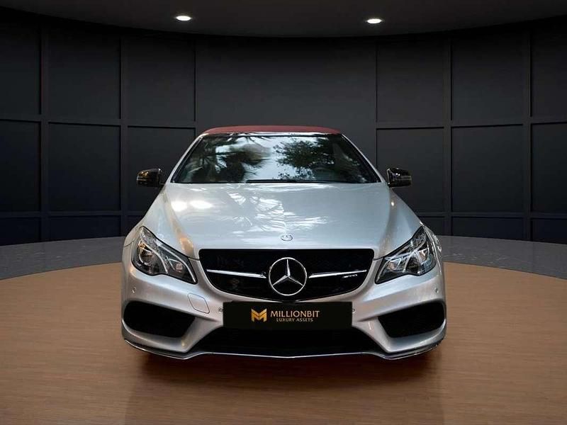 Käytetty Mercedes E220 170 HP (125 kW) 2017 Harmaa Avoauto