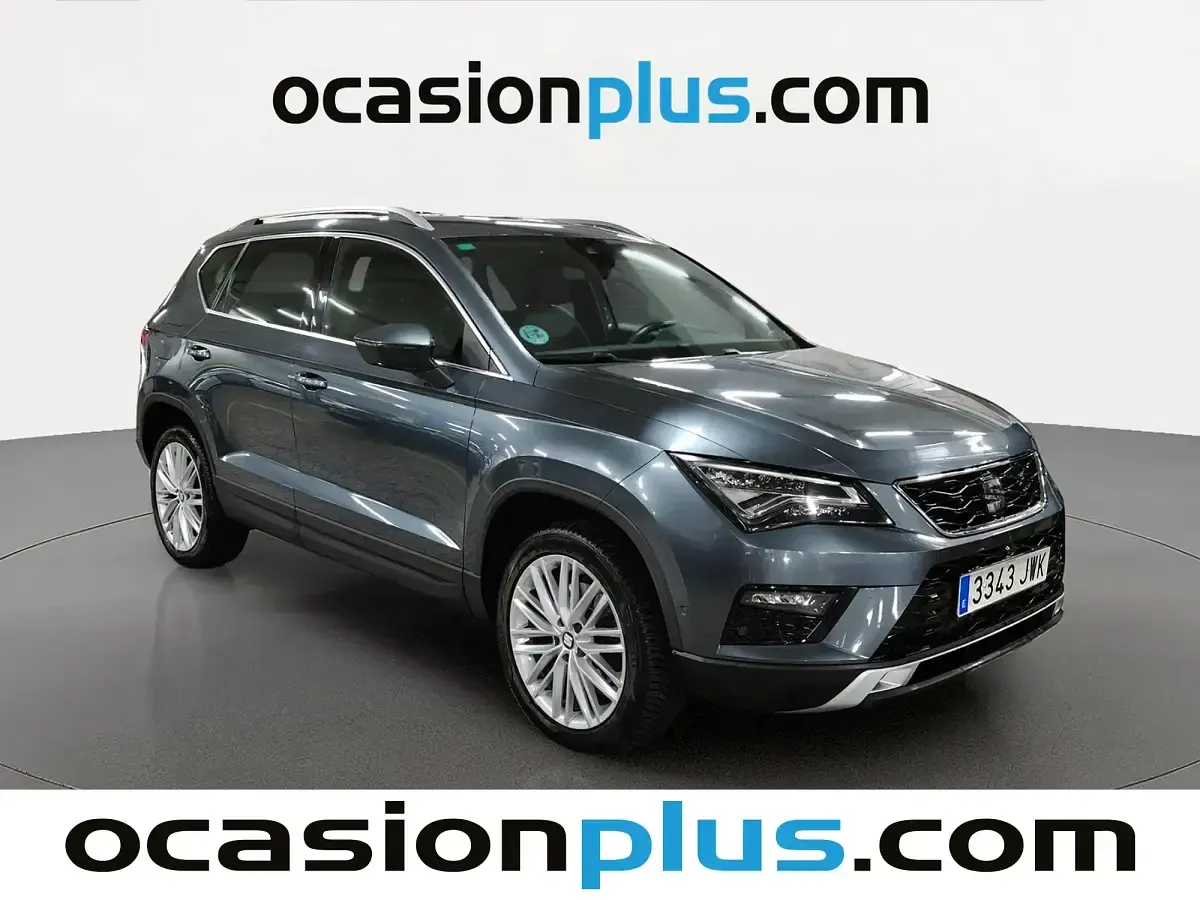 Usado Seat Ateca 4Drive 190 CV (139 kW) 2017 Gris SUV