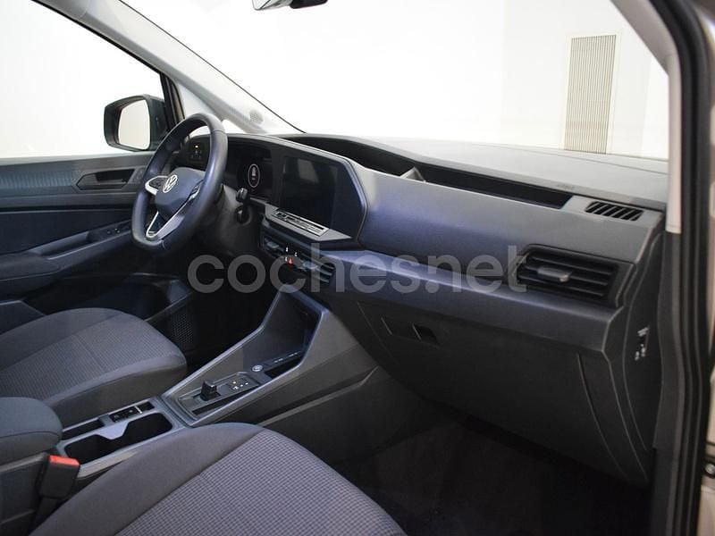 Usado VW Caddy Maxi 122 CV (89 kW) 2025 Beige Monovolumen