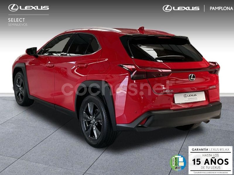 Usado Lexus UX 184 CV (135 kW) 2024 Rojo SUV