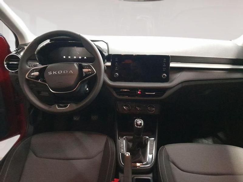 Nuevo Skoda Fabia Selection 80 CV (58 kW) 2025 Rojo Utilitario