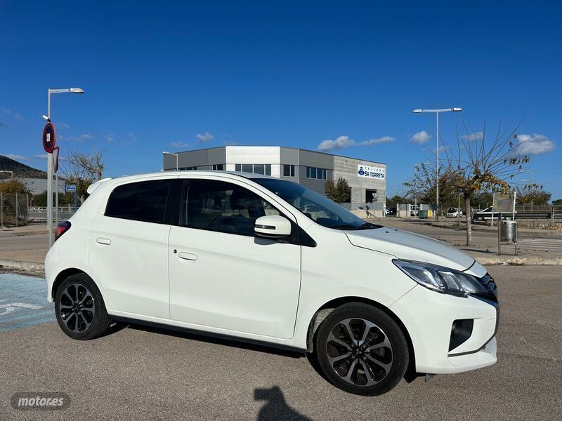 Blanco Usado 2023 Mitsubishi Space Star Berlina | 13.900 € (Precio justo) - Imagen 1/4